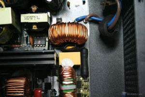 00053 ANTEC_HCG-520M_WWW.XTREMEHARDWARE.COM